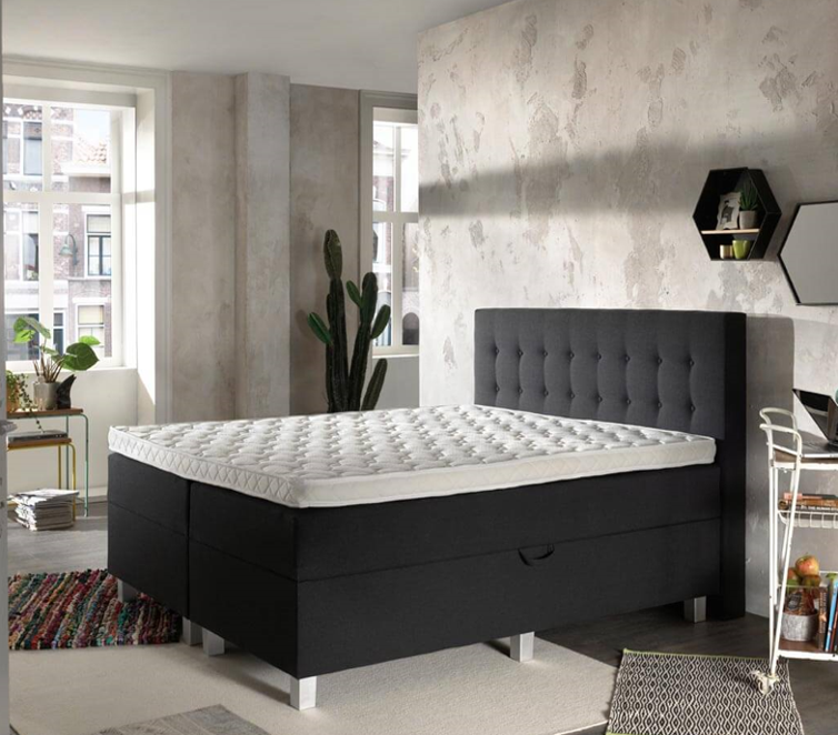 Shurgard storage set